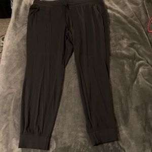 Size 18 Ready to Rulu Lululemon Joggers.